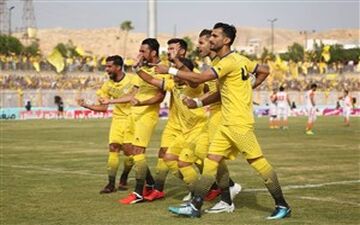  جنجال در تمرین نفت مسجدسلیمان
