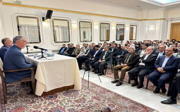 وزیر فرهنگ ایران: نیاز به نقشه راه در روابط فرهنگی با روسیه