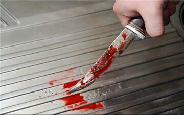 قتل مرد موبایل فروش مقابل چشمان مشتریانش +عکس