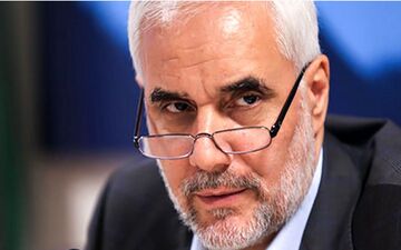 یک نامزد انتخابات 1400: اقتصاد باید مانند آکواریوم اداره شود، شفاف باشد و مردم ببینند