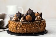طرز تهیه کیک کاکائویی | دستور ساده برای کیک شکلاتی خوشمزه