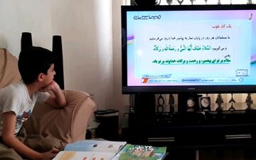 مدیر شبکه آموزش: همراه با مدارس هستیم