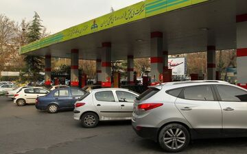 
پرداخت سهمیه بنزین با کد ملی ،شایعه یا واقعیت؟