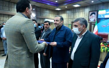 مراسم تجلیل ازسارمانهای مردم نهاد ایلام به مناسبت روز تشکل ها ومشارکت های اجتماعی/تصویری
