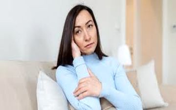 علت اینکه در دوران یائسگی افزایش وزن ایجاد می شود چیست؟