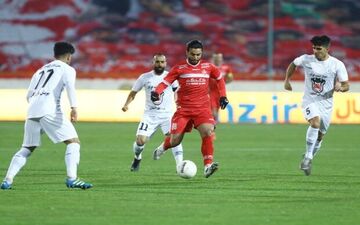انتقاد عجیب باشگاه ذوب آهن از گزارشگر بازی با پرسپولیس