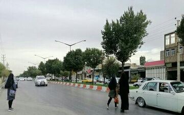 جان دانشجویان چهار دانشکده دانشگاه علوم پزشکی کرمانشاه در گرو یک پل هوایی