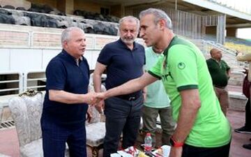 گل‌محمدی یک سال دیگر مهمان پرسپولیس است 