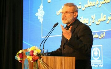 لاریجانی: رونق کشاورزی در مناطق مرزی اولویت نظام است