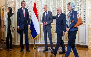 توییت ظریف از دیدارهایش با همتایان هلندی و اتریشی در تهران
