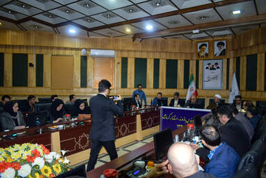 نشست خبری استاندار در مورد دستاوردهای چهلمین سالگرد انقلاب 