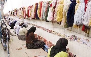 احتمال افزایش وام اشتغال و بیمه زنان سرپرست خانوار