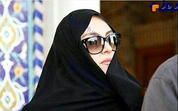 عکس/ ظاهر وتیپ کاملا متفاوت خانم بازیگر در حرم حضرت معصومه