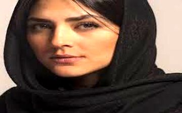 پوشش خانم بازیگر در یک مهمانی