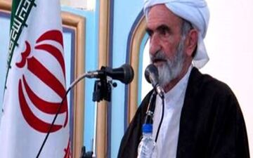 امام جمعه سنندج: مسوولان از سیره و سنت رسول‌الله(ص) به عنوان نقشه راه بهره گیرند