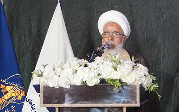 کریدورهای ترانزیتی می‌توانند محورهای اصلی اقتصاد غیرنفتی در کشور باشند