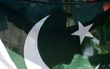  پاکستان خواستار از سرگیری مذاکرات طالبان و آمریکا شد 