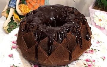 طرز تهیه کیک یک تخمه مرغی شکلاتی با فر و بدون فر برای تولد
