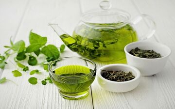 با این ۷ چای طبیعی فشار خون خود را پایین بیاورید