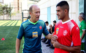 براندائو در پرسپولیس ماندنی شد!