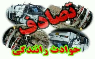 حادثه/برخورد تریلی با اتوبوس در محور سمنان