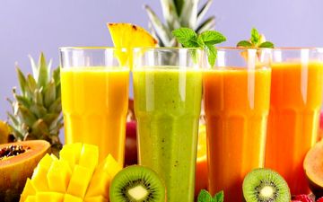 اسموتی یا آبمیوه؛ کدام یک انتخاب بهتری برای سلامتی است؟