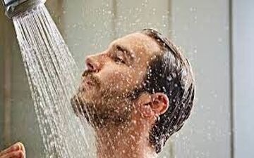 به این دلیل هر روز حمام نکنید!