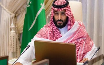 حضور ولیعهد عربستان در نشست اقتصادی در جده در پی غیبت طولانی+تصاویر