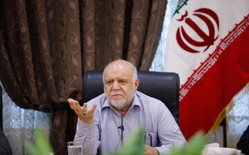 بیش از ۹۵ درصد ارز پتروشیمی‌ها به کشور باز می‌گردد