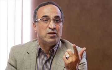 موریانه ها به جان استقلال افتاده اند و پایه های آن دارد فرو می ریزد