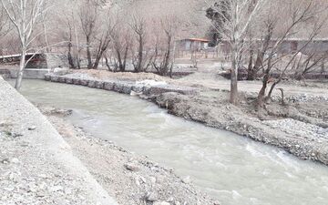 جسد کودک غرق شده در رودخانه کرج پیدا شد