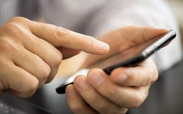 لغو دریافت هزینه رجیستری تلفن همراه