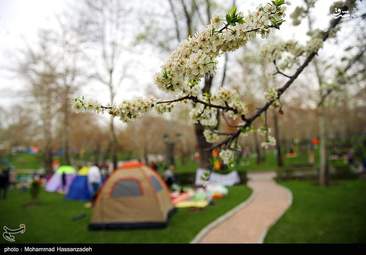 روز طبیعت در پارک ملت تهران + تصاویر