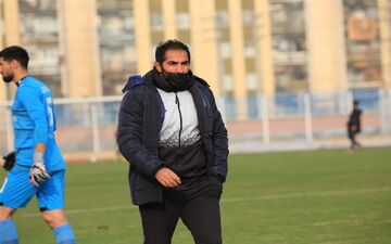  معدنچی: استقلالی‌ها به جای صحبت درمورد حریف حواس‌شان به خودشان باشد تا شاید بعد از سال‌ها بتوانند قهرمان شوند