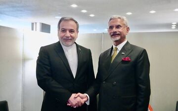 عراقچی: جامعه جهانی باید آمریکا را به خاطر تجاوزاتش پاسخگو کند