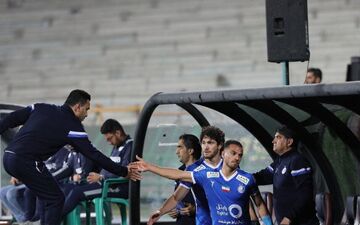  یک آبی‌پوش دیگر رسما رفتنی شد