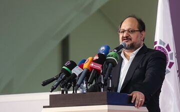  شریعتمداری: ۱ میلیون و ۴۰۰ هزار نفر تحصیلکرده بیکار داریم 