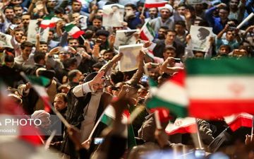 رئیسی: می‌گویند می‌خواهند در خیابان‌ها دیوار بکشند؛ چرا عقل مردم را دست کم می‌گیرید؟