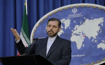 خطیب‌زاده: هیچگونه مداخله‌ای را در برنامه هسته‌ای، موشکی و امور مرتبط با سیاست‌های نظامی و دفاع بازدارنده خود برنمی‌تابیم
