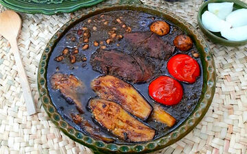 طرز تهیه قورمه سبزی رشتی!
