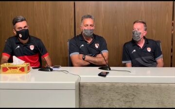 صحبت‌های‌عبدالله‌زاده در کنفرانس خبری قبل از بازی فولاد - العین + فیلم
