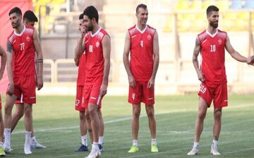 آخرین تمرین پرسپولیس پیش از سفر به تبریز در حضور مدیرعامل +عکس