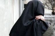 فریاد بی‌صدای «دخترِ نادیده»؛ قصه سقوط از رتبه‌های برتر درس تا چنگال شیشه