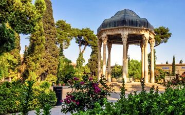 بزرگداشت حافظ در لبنان