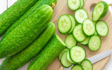 چطور می توانم تا نوروز با خیار وزن کم کنم؟