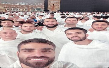 آبی پوشان حاجی شدند

