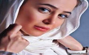 سلفی الناز حبیبی با حجاب و میکاپ متفاوت (عکس)