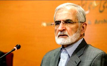خرازی:  ترامپ خودشیفته است،صحبتهایش برخاسته از وضعیت روانی اوست