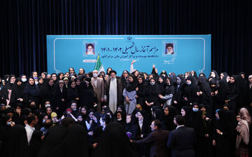 
روزنامه دولت عصبانی شد /چرا سخنان رئیسی را تحریف کردید!