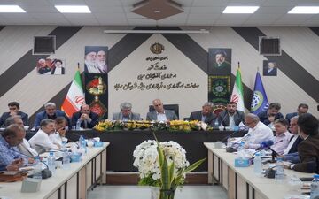 حملات موشکی به ۶ واحد تولیدی آذربایجان‌غربی در جنگ تحمیلی